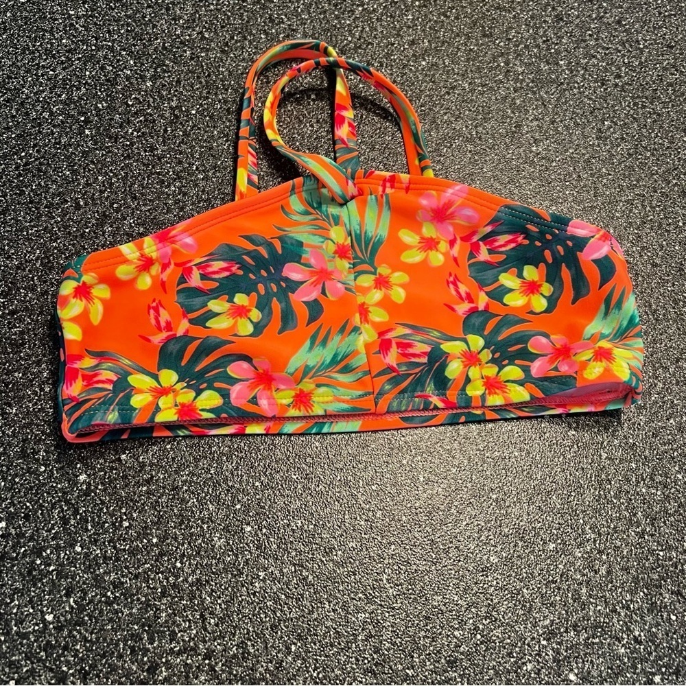 ❤️3/$15 NWOT Art Class Girl's Tropical Floral Bikini Top L (10/12)